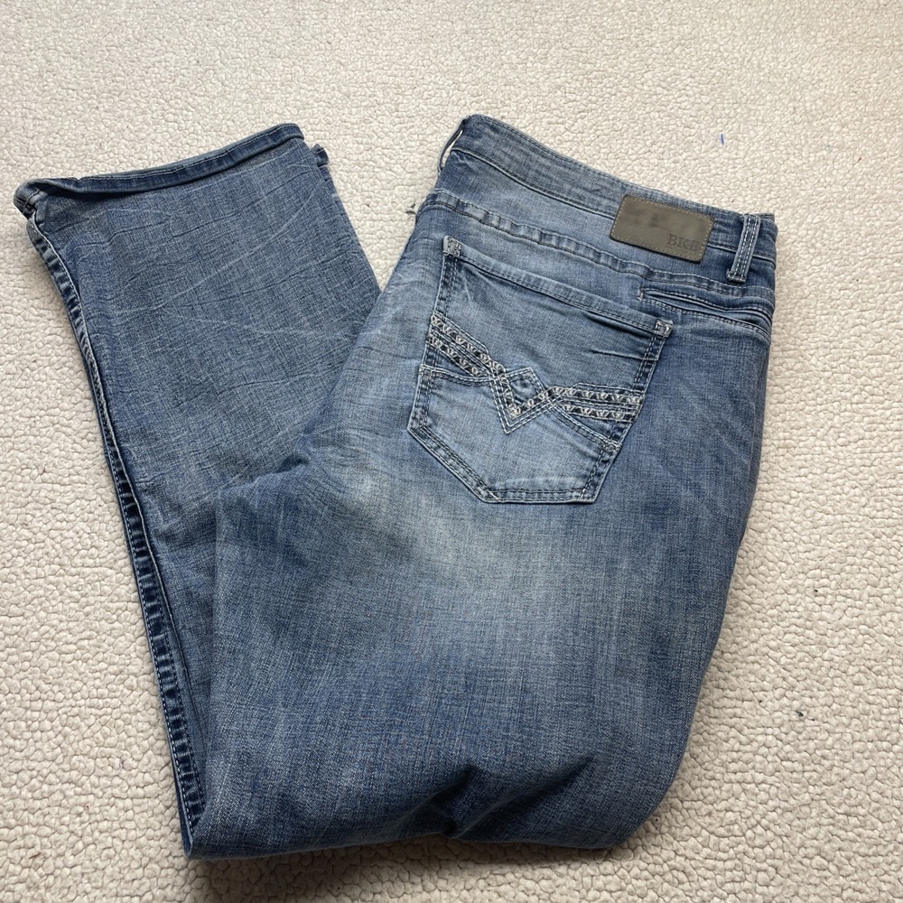 BKE Jeans Mens 42x32 Blue Derek Straight Leg Embroidered Heavy Wash Denim